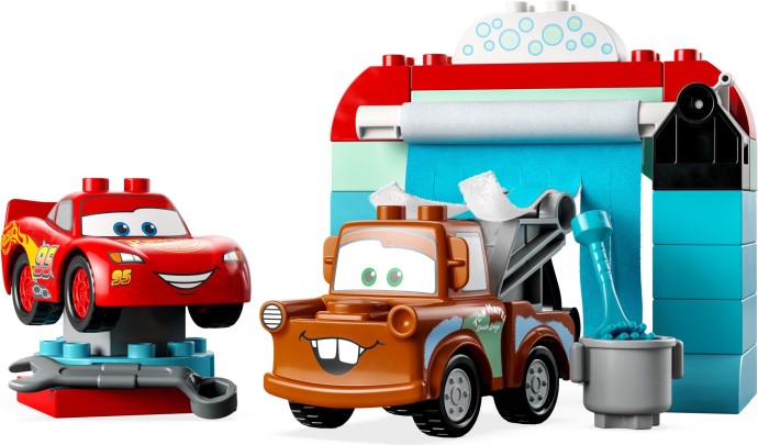 LEGO® Lightning McQueen & Mater's Car Wash Fun 10996