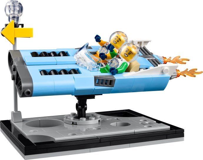 LEGO® Flying Moon Car 40789