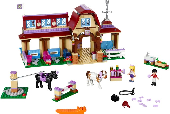 LEGO® Heartlake Riding Club 41126