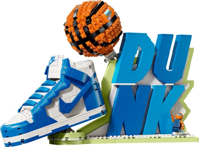 LEGO® Nike Dunk 43008