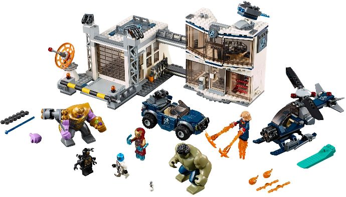 LEGO® Avengers Compound Battle 76131