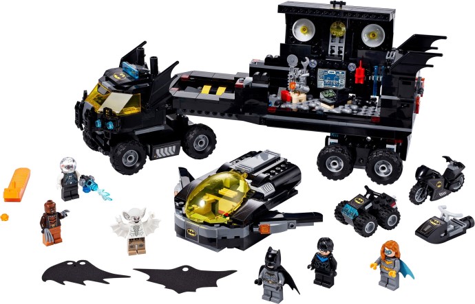 LEGO® Mobile Bat Base 76160