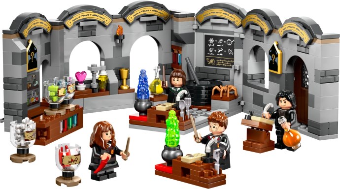 LEGO® Hogwarts Castle: Potions Class 76431