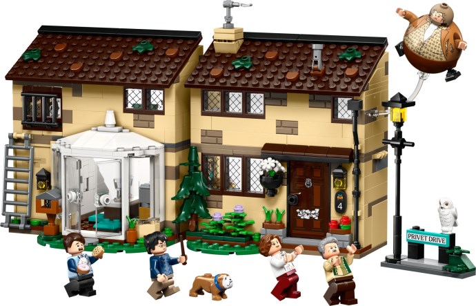 LEGO® Privet Drive: Aunt Marge's Visit 76451