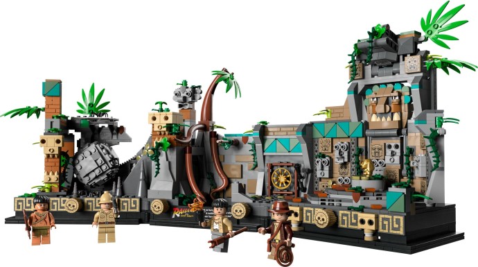 LEGO® Temple of the Golden Idol 77015