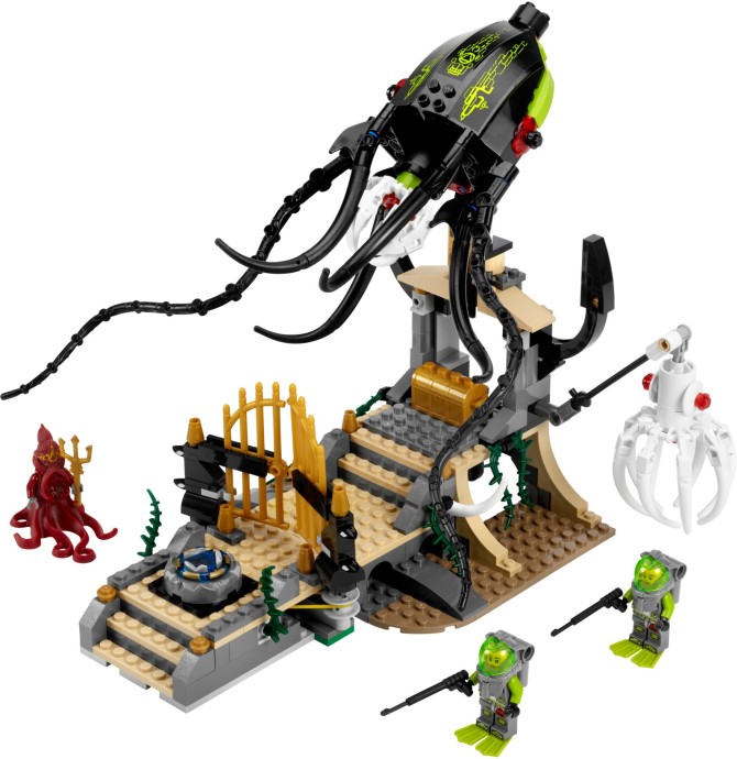 LEGO® Gateway of the Squid 8061