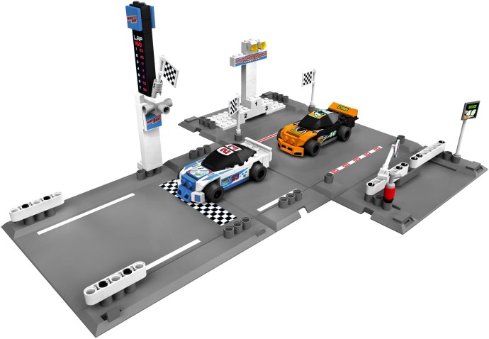 LEGO® Thunder Raceway 8125